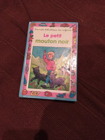 Le petit mouton noir