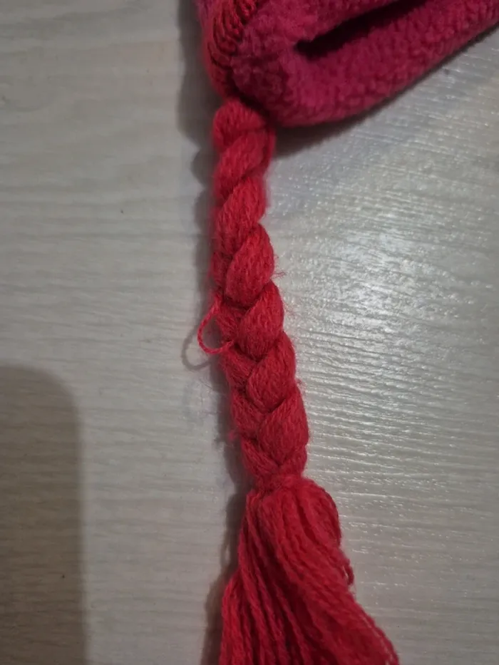 Bonnet hiver multicolore avec tresses - photo numéro 2