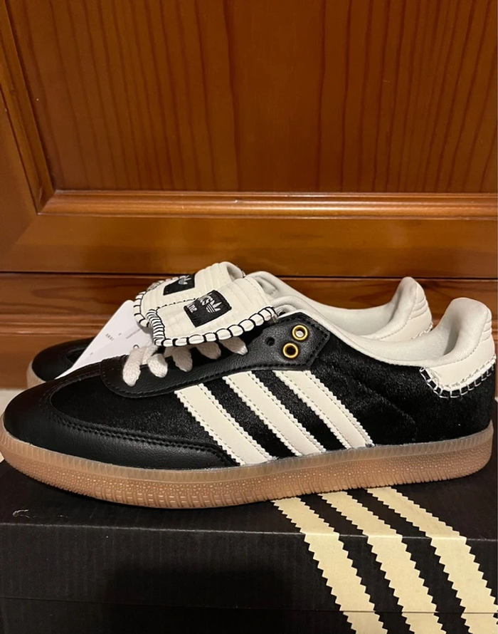 Baskets Adidas X Wales Bonner taille 41 - photo numéro 3