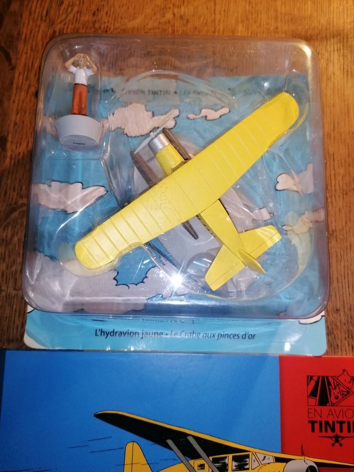 Tintin Avion n1 L hydravion jaune du Crabe aux pinces d'or - photo numéro 2