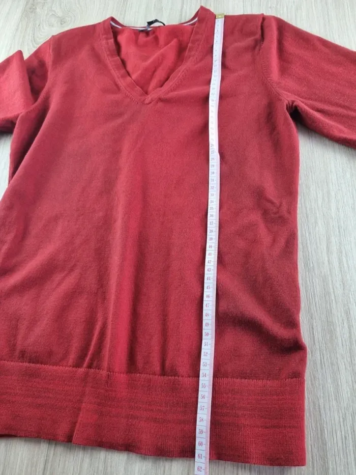 Pull à col V rouge Tommy Hilfiger Adolescents 14 ans - photo numéro 4