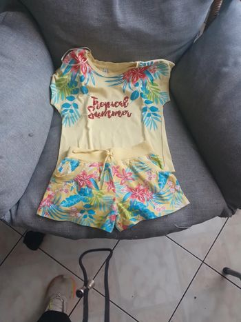 Ensemble short  et t shirt