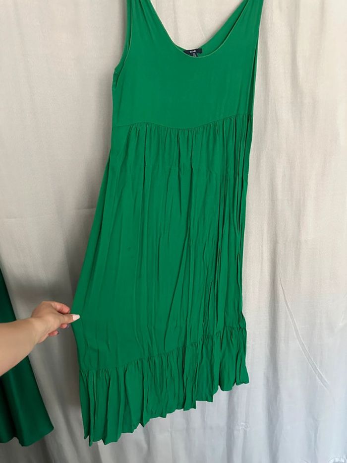 Robe verte - photo numéro 2