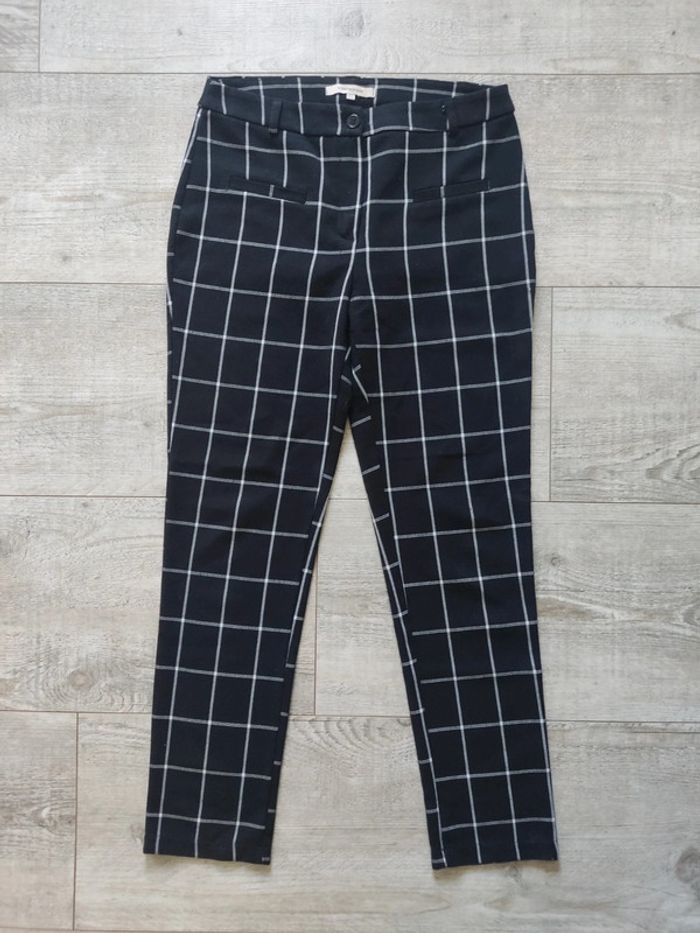 Pantalon noir à carreaux blancs taille 40 La Fée Maraboutée