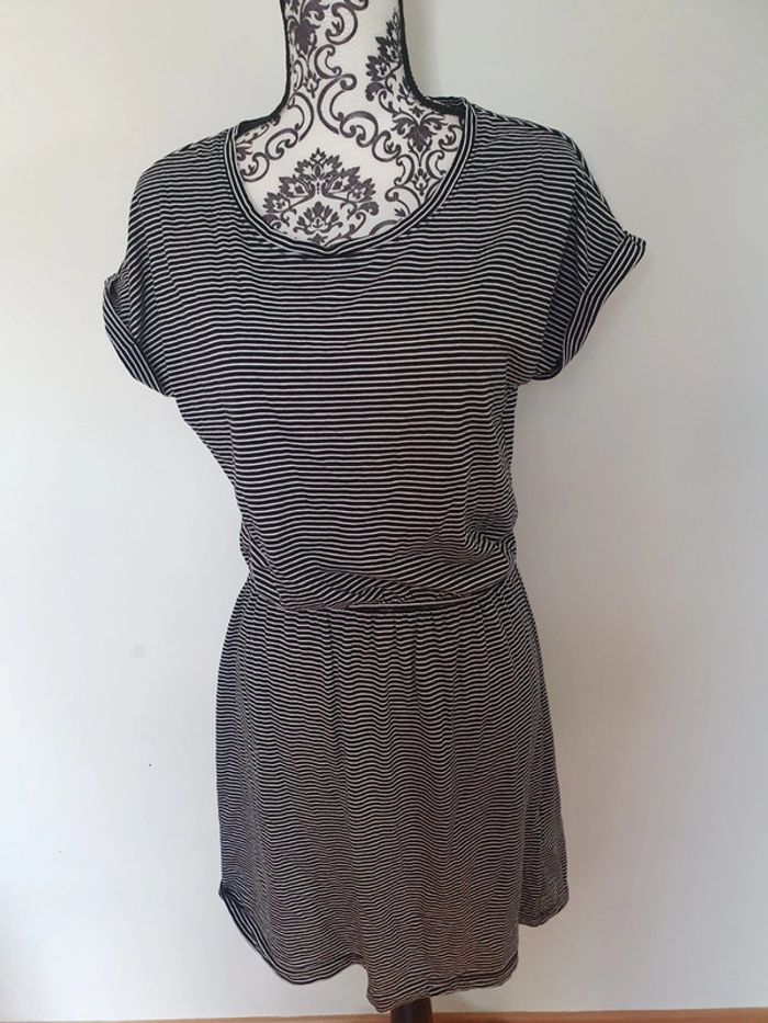 Robe a lignes