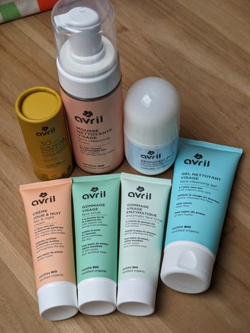 Lot de produits Avril neuf certifiés Bio