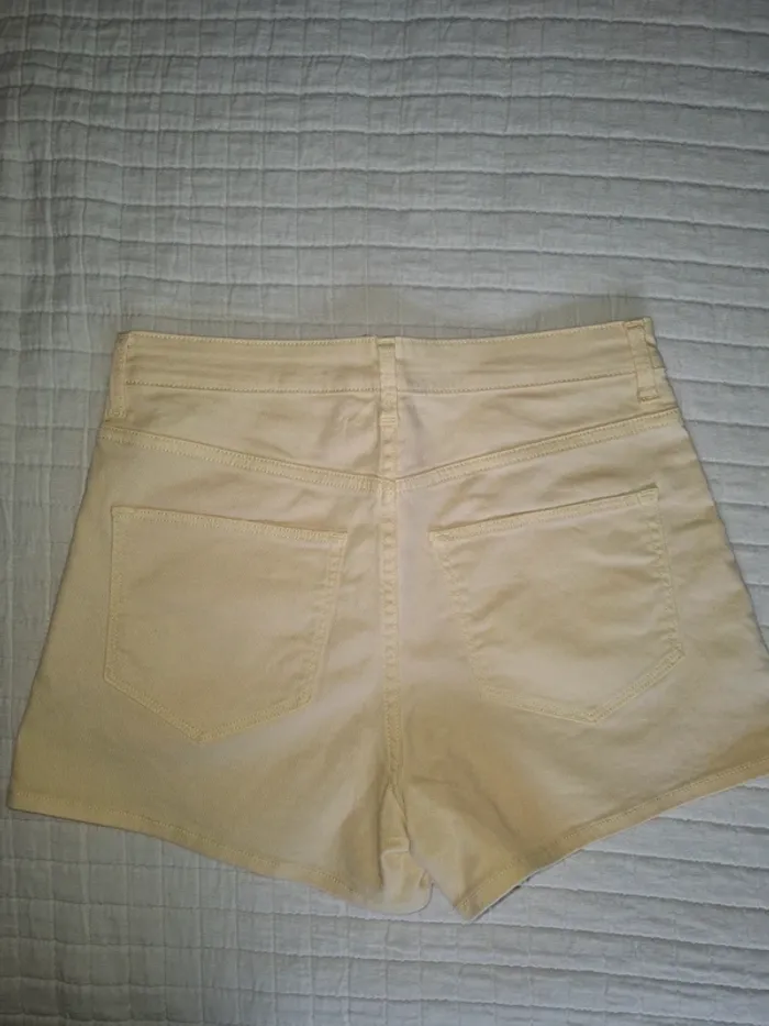 Short taille haute H&M 38 - photo numéro 3