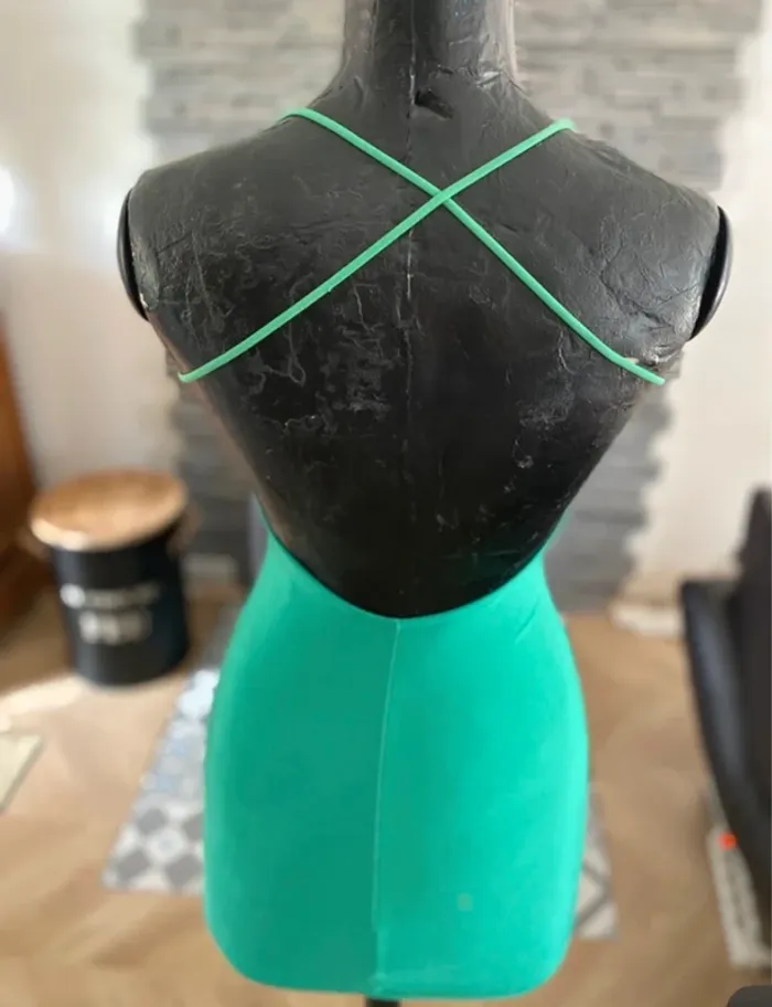 Robe Dos nu - photo numéro 2