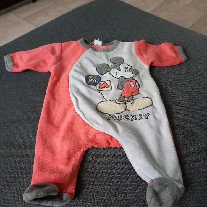 Pyjama mickey