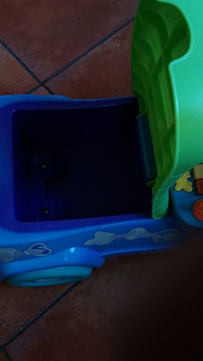 Petite voiture musicale winnie - photo numéro 8