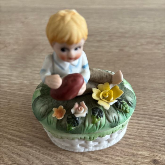 Petite  boîte décorative