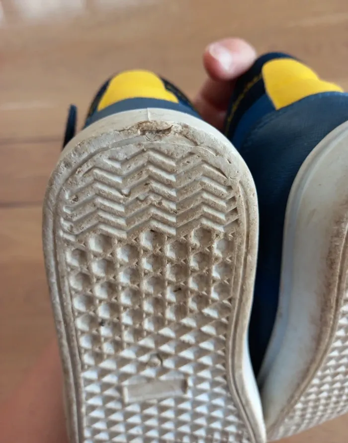 Baskets taille 32 - photo numéro 6