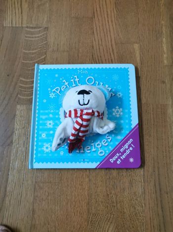 Livre marionnette ours