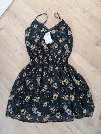 Robe cache cache neuve bretelles taille 34