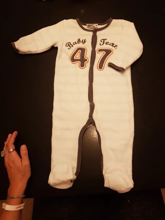 Pyjama velours 9 mois - photo numéro 5