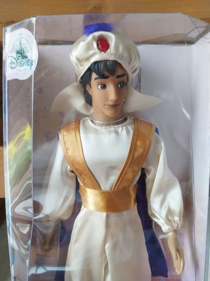 Poupée Aladdin Prince Ali classique Disney Store 2018 - photo numéro 3