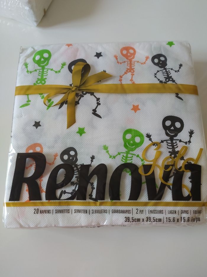 Lot de 2 paquets de grandes serviettes en papier Halloween Renova neufs - photo numéro 4