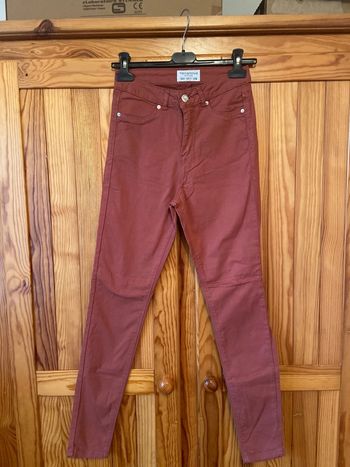 Pantalon femme taille 38 Terranova