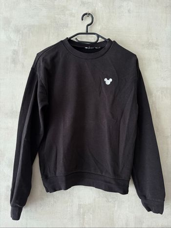 Pull noir