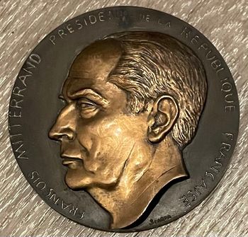Médaille, collection