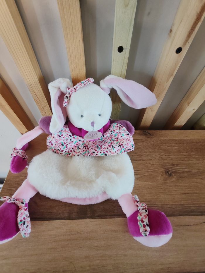 Marionette cerise doudou et compagnie