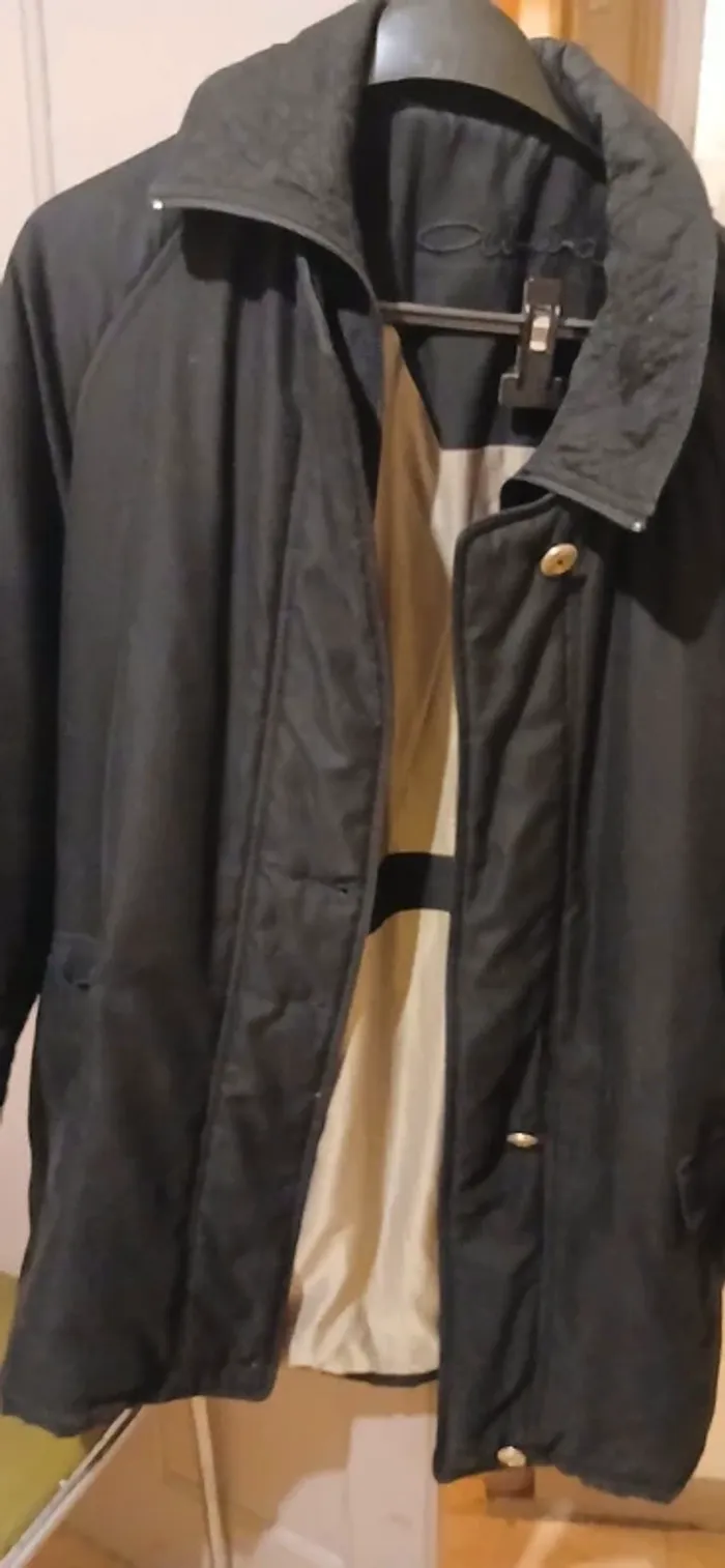 Long manteau noir - photo numéro 3
