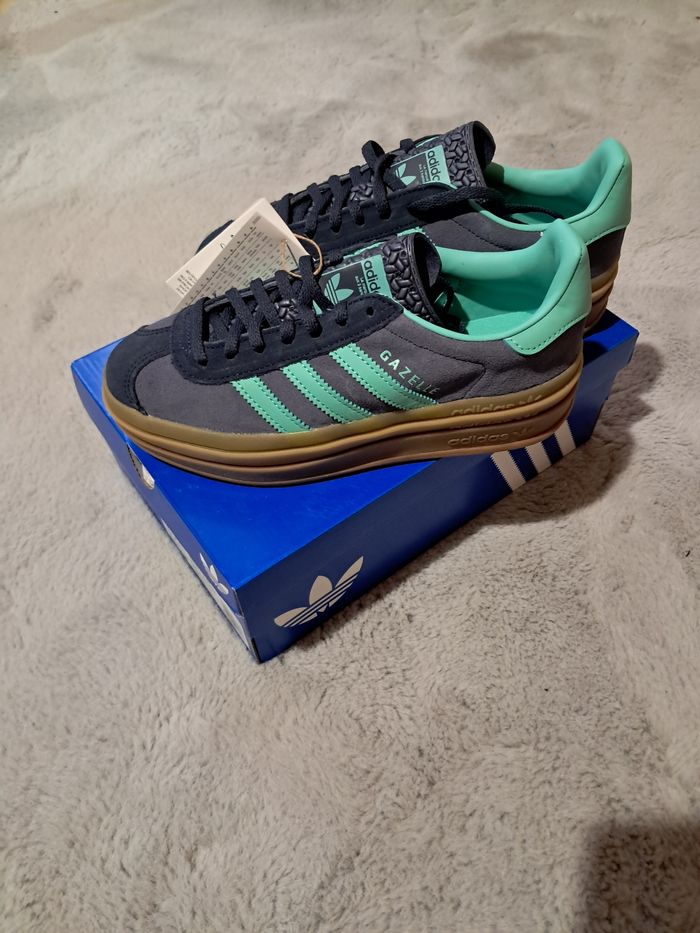 Baskets Adidas Gazelle Bold - photo numéro 4