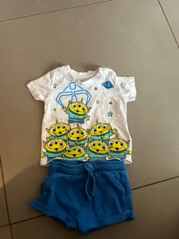 Tenue bébé Disney