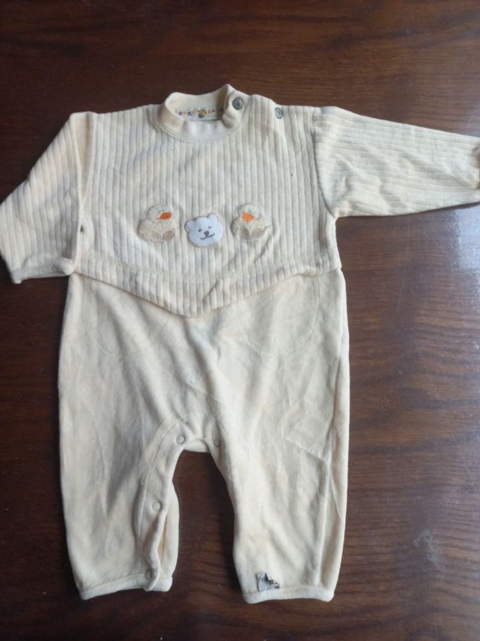 Pyjama 6mois en velour jaune