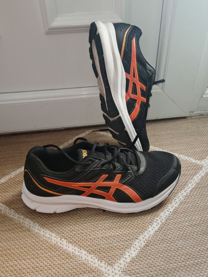 Asics - photo numéro 1