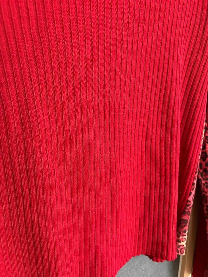 Pull rouge Tissaia détails léopard – Taille 42 - photo numéro 3