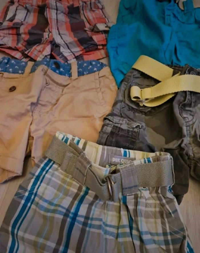 Lot de 5 shorts bermudas garçon taille 9 mois. Vêtements d'été  Très bon état  Envoi rapide - photo numéro 2