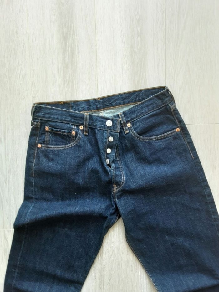 Pantalon jean marque Levi s strauss 501 taille w 33 l 34 fermeture bouton - photo numéro 8