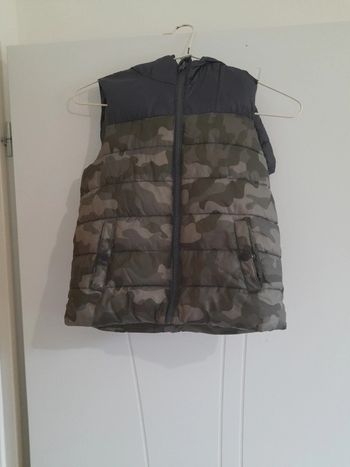 Veste doudoune à capuche imperméable sans manche
