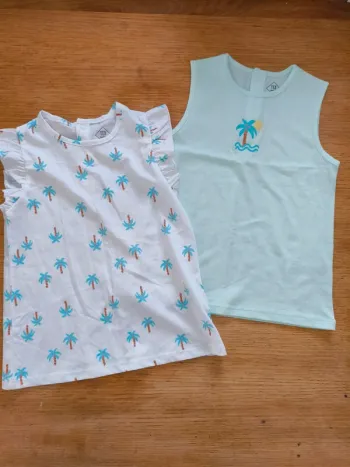 Lot de débardeurs neuf sans étiquette fille 36 mois tex baby