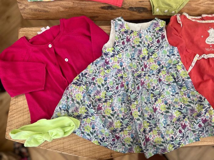 Lot vêtements 6 9 mois été fille robe barboteuses gilet sergent major pyjama Jacadi - photo numéro 3