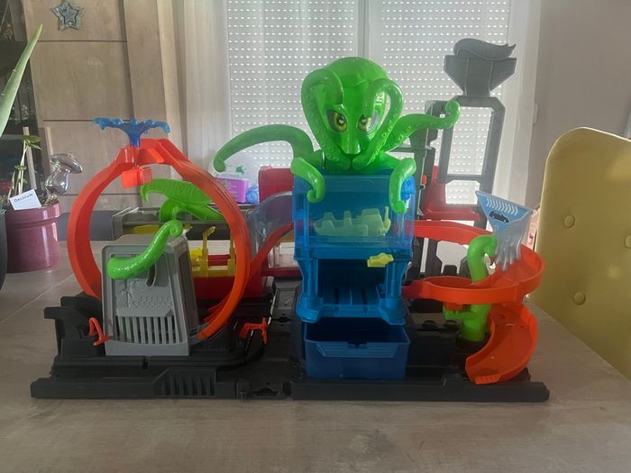 Hot wheels city-coffret station de lavage ultime pieuvre. - photo numéro 2