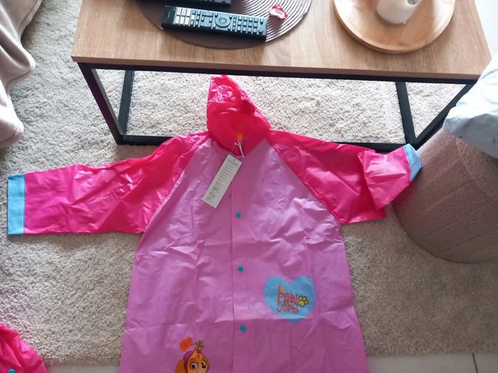 Imperméable stitch 8 ans paw patrol - photo numéro 2