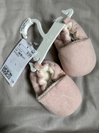 Chausson bébé rose poudrée