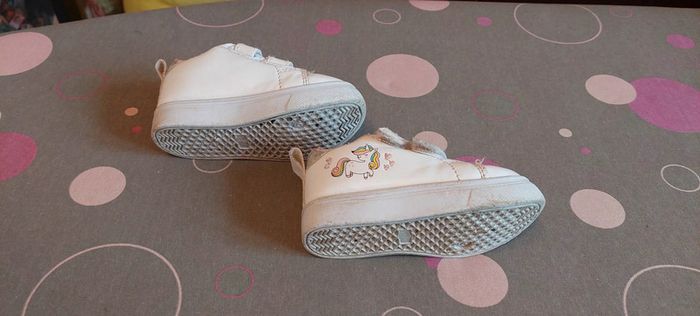 Jolies baskets bébé fille à scratchs In Extenso 19 Unicorn bon état - photo numéro 5