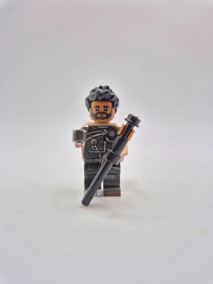 Figurine type lego Saw Gerrera star wars