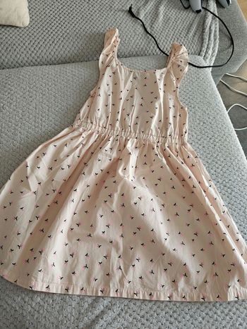 Robe 8 ans rose pâle de chez Kiabi très bon état 