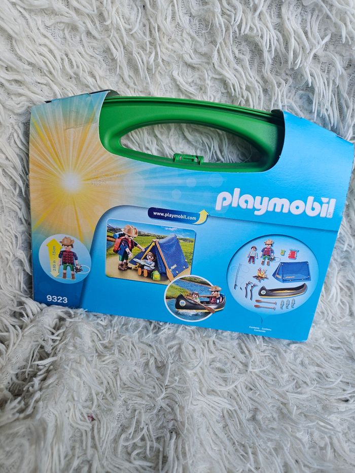 Jouet - jeux de construction playmobil 9323 valisette du campeur - Neuf - photo numéro 2