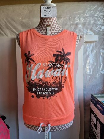 Débardeur de sport, rose/saumon, avec motif noir&blanc, en polyester, longueur 56cm, en très très bo