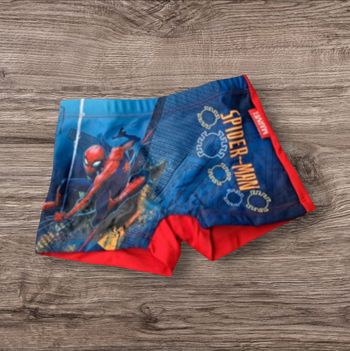 Caleçon  de bain 8 ans spiderman