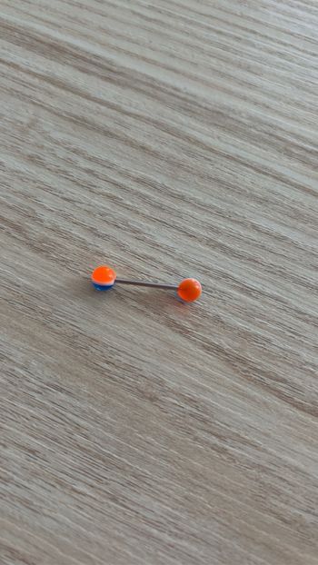 Piercing à la langue en acier inoxydable