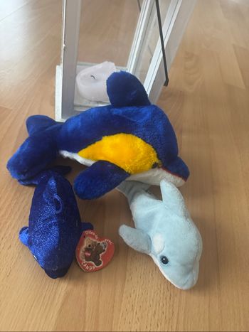 Lot de 3 peluches dauphins