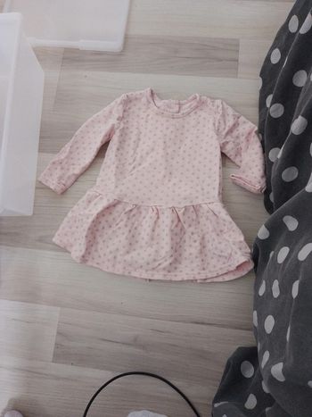 Robe a pois rose taille 9 mois Primark