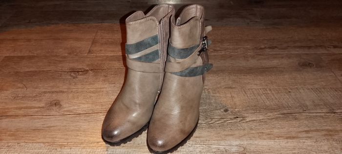 Bottines comme neuves taille 39 - photo numéro 2