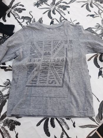 Tee shirt manche longue sous pull